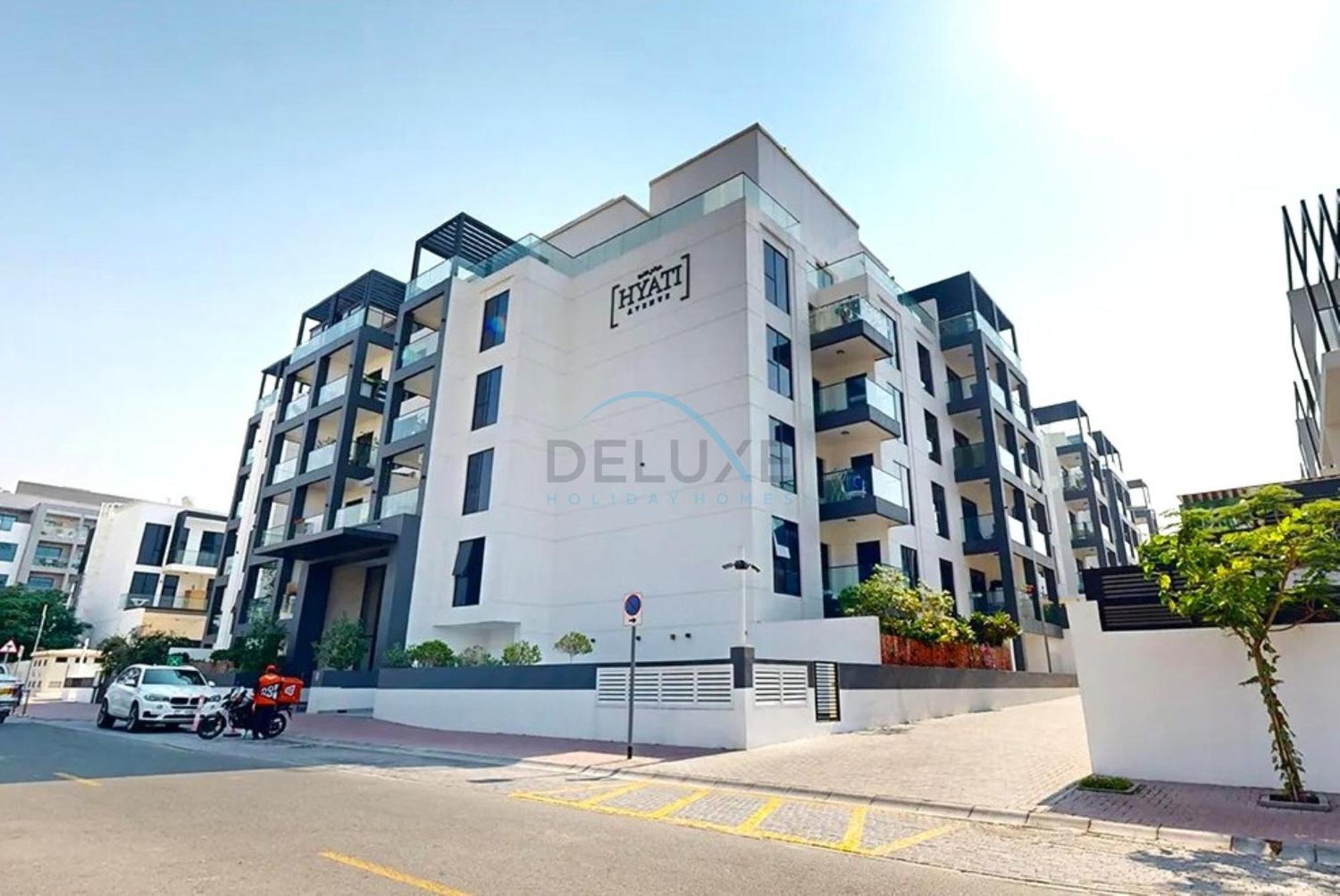 Near Circle Mall And Steps From The Park, Hyati Avenue, Jvc By Deluxe Homes *