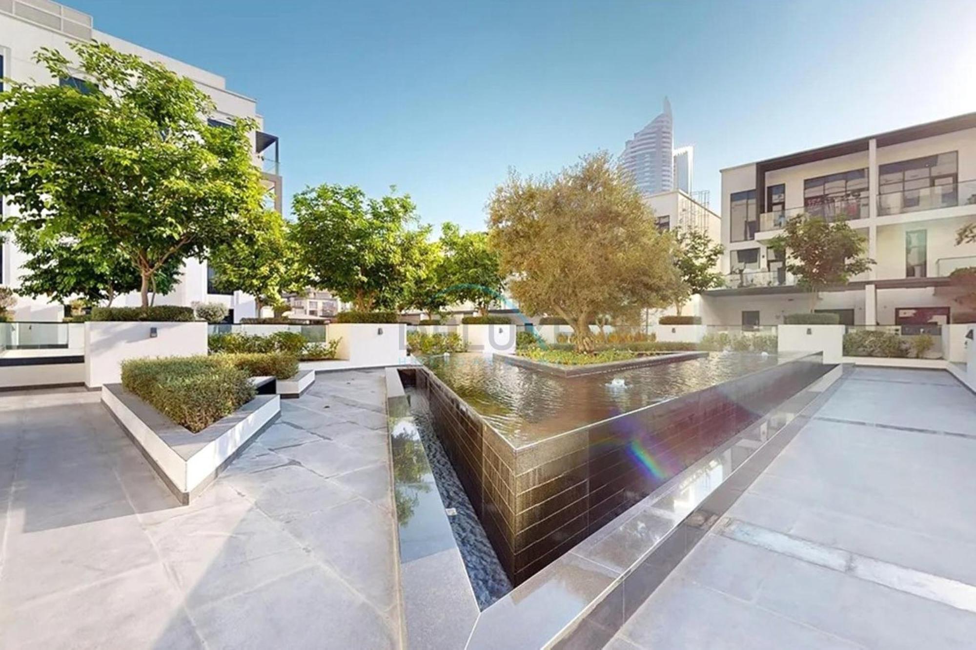 Near Circle Mall And Steps From The Park, Hyati Avenue, Jvc By Deluxe Homes Apartment